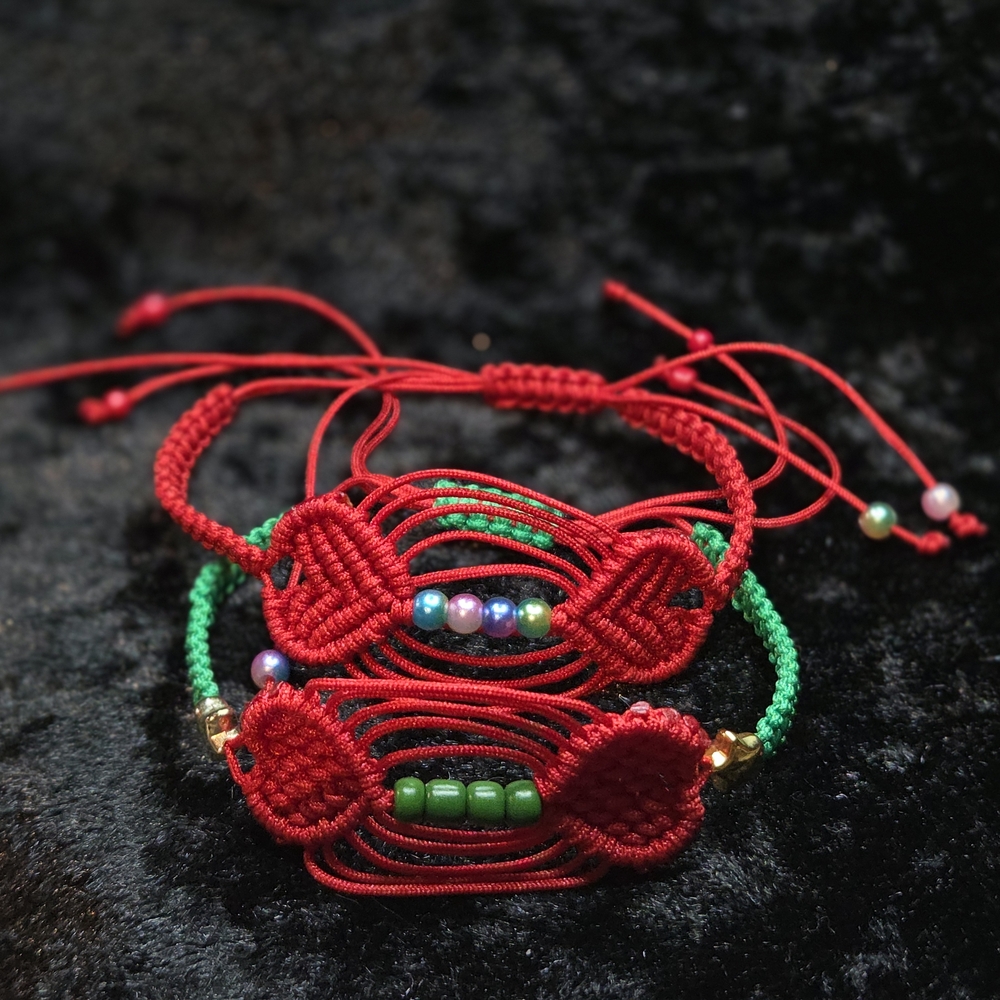 Vibrant Red and Green Beaded Bracelet Set